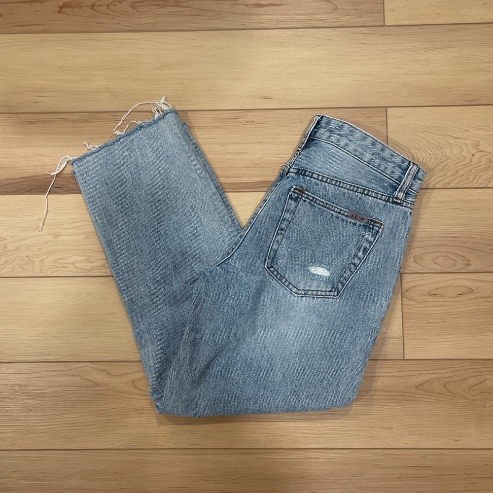 joes ripped blue jeans